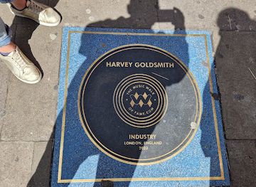 united-kingdom/london/camden-town/landmark/the-music-walk-of-fame
