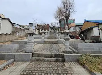Chinese & Japanese Settlement Border Stairs