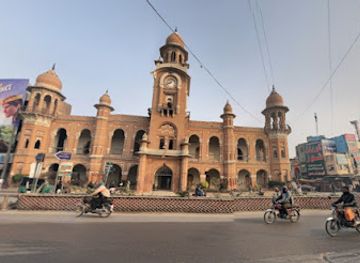 pakistan/multan/landmark/waldisit-dafter-multan-ghanta-ghar