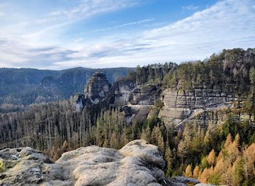germany/saxon-switzerland-national-park/landmark/rosssteig-goldsteinaussicht-weg-zu-einem-schonen-aussichtspunkt-am-malerweg