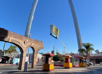 mexico/tijuana/zona-rio/landmark/tijuana-arch-friendship-arch