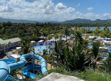 dominican-republic/central-mountain-range/landmark/amber-cove-cruise-port