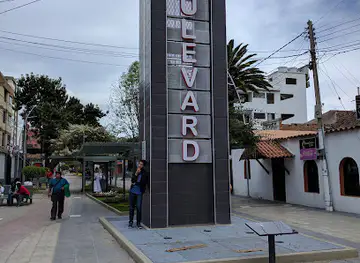 Monumento Blvrd