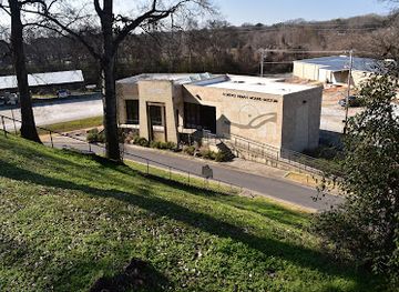 alabama/shoals/landmark/florence-indian-mound-and-museum