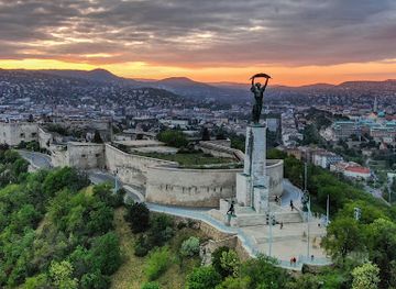 hungary/budapest/gellert-hill/landmark/citadella
