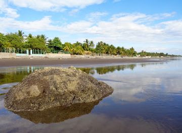el-salvador/los-cobanos-beach/landmark/playa-de-conchalio