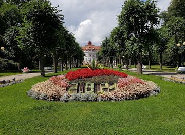 czechia/karlovy-vary/landmark/smetana-orchards