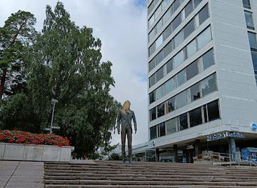 finland/espoo/tapiola/landmark/heikki-von-hertzens-plats