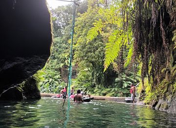 dominica/mero-beach/landmark/titou-gorge
