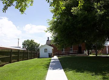 kentucky/henderson/landmark/hoffman-house-venue