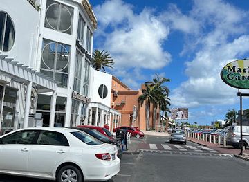 sint-maarten/belair/landmark/market-garden-supermarket