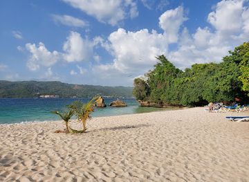 dominican-republic/samana-peninsula/landmark/playa-cayo-levantado