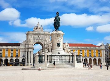 portugal/lisbon/baixa/landmark/praca-do-comercio