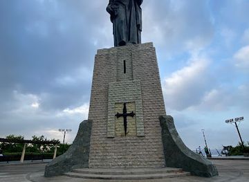 ecuador/guayas-region/landmark/monumento-al-sagrado-corazon-de-jesus-guayaquil