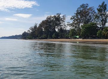 thailand/rayong/ban-phe/landmark/suan-son-beach