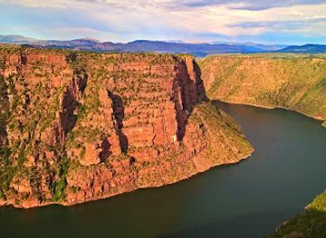 utah/flaming-gorge-national-recreation-area/landmark/red-canyon-visitor-center