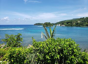 jamaica/port-antonio/landmark/san-san-beach