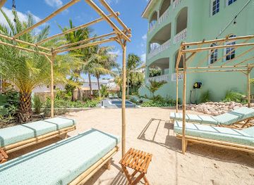 curacao/domi-abou/landmark/the-ambassador-curacao