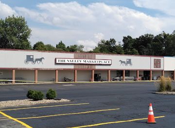 ohio/amish-country/landmark/the-amish-market
