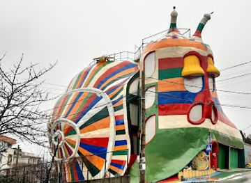 bulgaria/sofia-region/landmark/snail-house