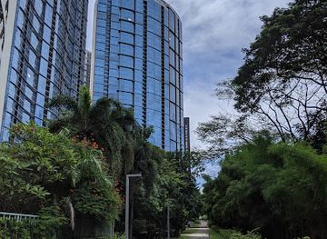 philippines/manila/bonifacio-global-city-bgc/landmark/kasalikasan-garden