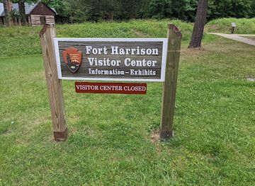 virginia/chesapeake-bay-region/landmark/fort-harrison