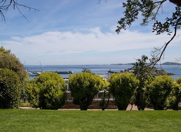 guernsey/forest/landmark/hauteville-victor-hugo-house