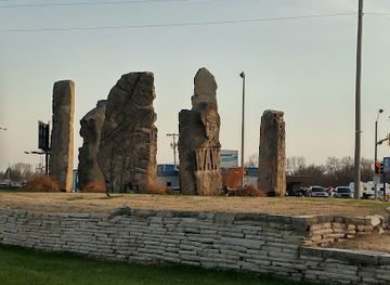 kansas/emporia/landmark/prairie-passage-sculpture-garden