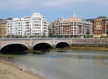 spain/san-sebastian/landmark/dona-katalina-zubia