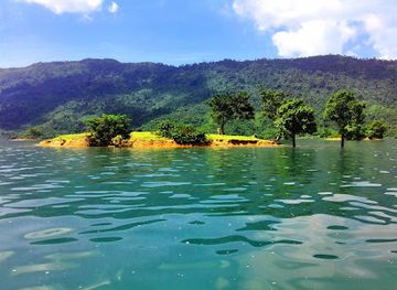 laos/southern-laos/landmark/nam-ngum-reservoir