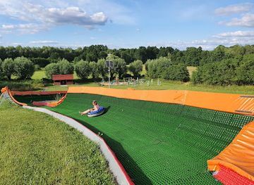 poland/kampinos-national-park/landmark/tor-tubingowy-kampinos