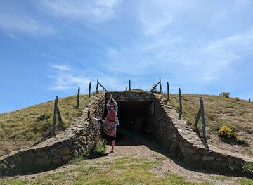 united-kingdom/snowdonia-national-park/landmark/barclodiad-y-gawres