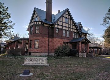 kansas/eastern-kansas/landmark/red-rocks-state-historic-site