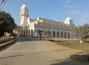 pakistan/cholistan-desert/landmark/bahawalpur-museum