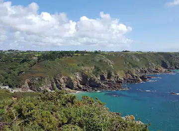 Saints Bay Tower 14