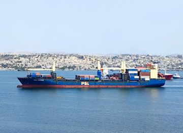 angola/okavango-basin/landmark/lobito-port