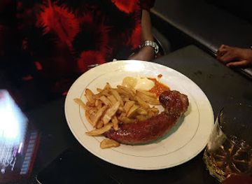 cameroon/douala/bonapriso/landmark/la-cave-des-batisseurs