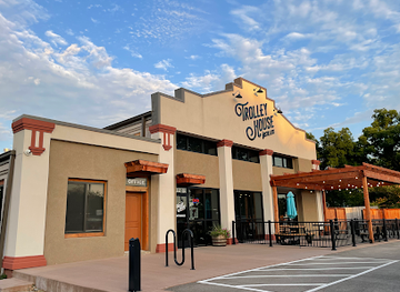 kansas/emporia/landmark/trolley-house-distillery