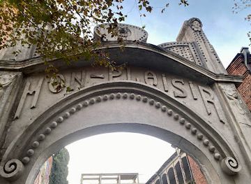 georgia/samegrelo-zemo-svaneti/landmark/mon-plasir-archway