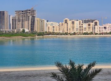 bahrain/amwaj-islands/landmark/light-house-seafront-cafe