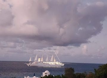 anguilla/crocus-hill/landmark/julian-s-a-tropical-french-bistro