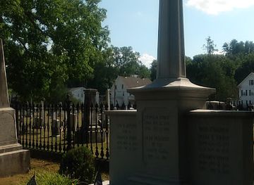 new-hampshire/concord/landmark/franklin-pierce-gravesite
