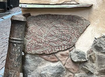 sweden/narke/landmark/runestone