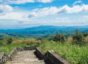 vietnam/south-central-coast/landmark/cot-moc-bien-gioi-viet-nam-campuchia-lao-indochina-junction
