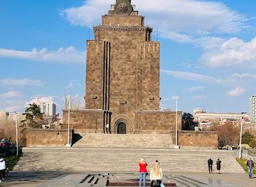 armenia/gegharkunik/landmark/mother-armenia-monument