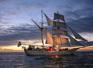 netherlands/flevoland/landmark/zomer-opstapplaats-zeilschipbounty-nl-1-50-pers