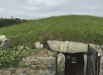 Dehus Dolmen