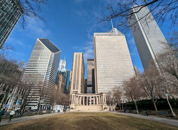 illinois/chicago/millennium-park/landmark/millennium-park-welcome-center