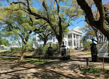 louisiana/river-parishes/landmark/stanton-hall