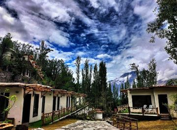 pakistan/karimabad/landmark/offto-resort-karimabad